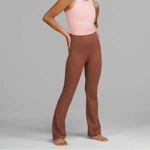 Lululemon Groove Super Hi Rise Flared pant Nulu